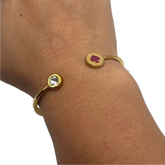 KATE SPADE SPOT THE SPADE CUFF HINGED BANGLE IN SWEETHEART PINK/GOLD - Picture 1 of 4